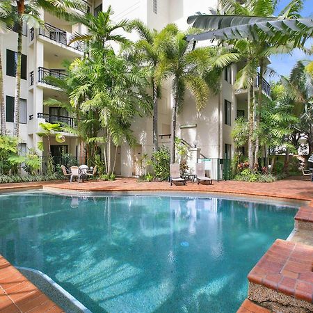 Tropic Towers Apartments Cairns Extérieur photo