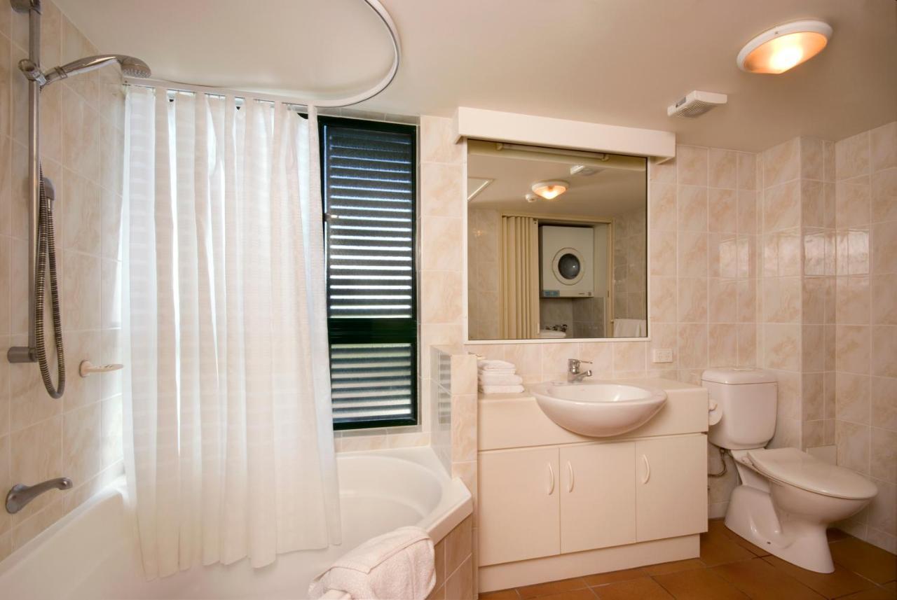 Tropic Towers Apartments Cairns Extérieur photo